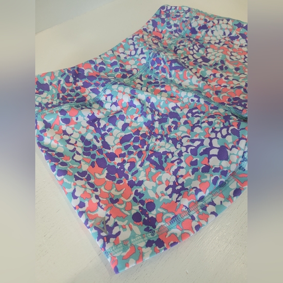 IVIVVA GIRLS BY LULULEMON SZ 14 Biker Shorts. - Picture 4 of 7